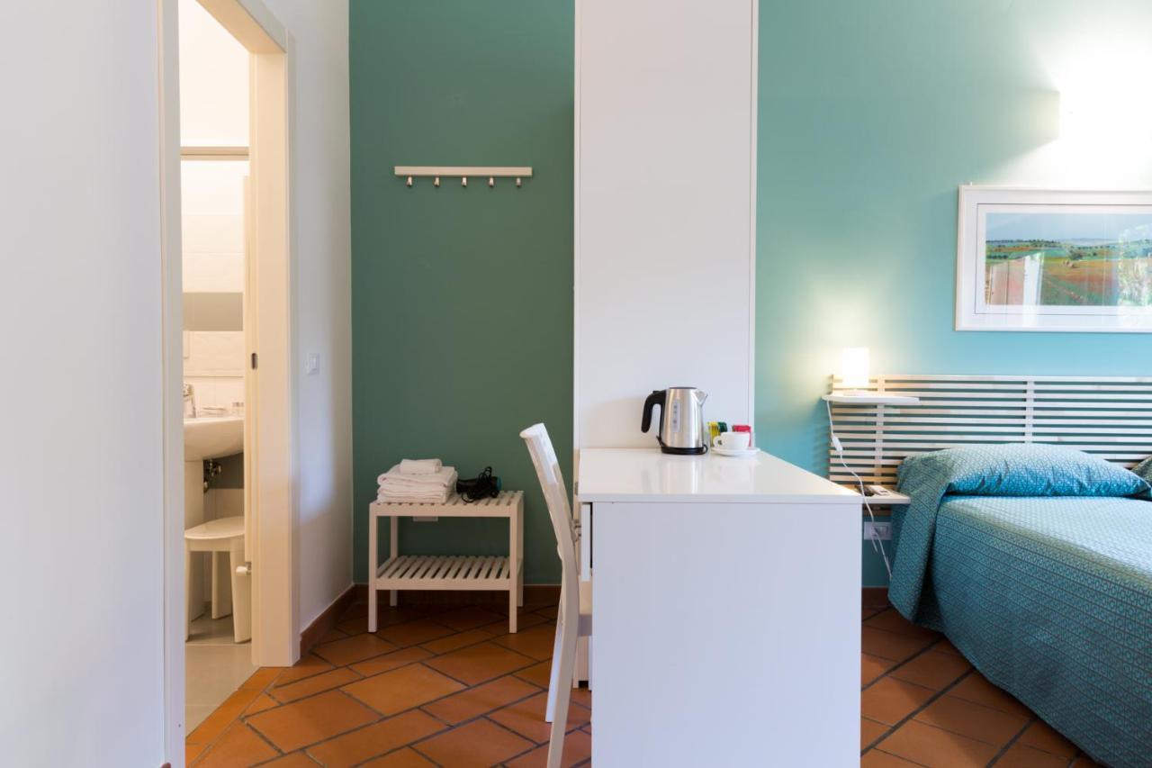 B&B La Quercia เปสการา ภายนอก รูปภาพ