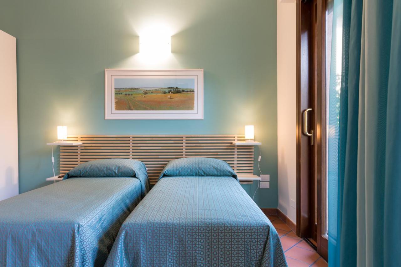 B&B La Quercia เปสการา ภายนอก รูปภาพ