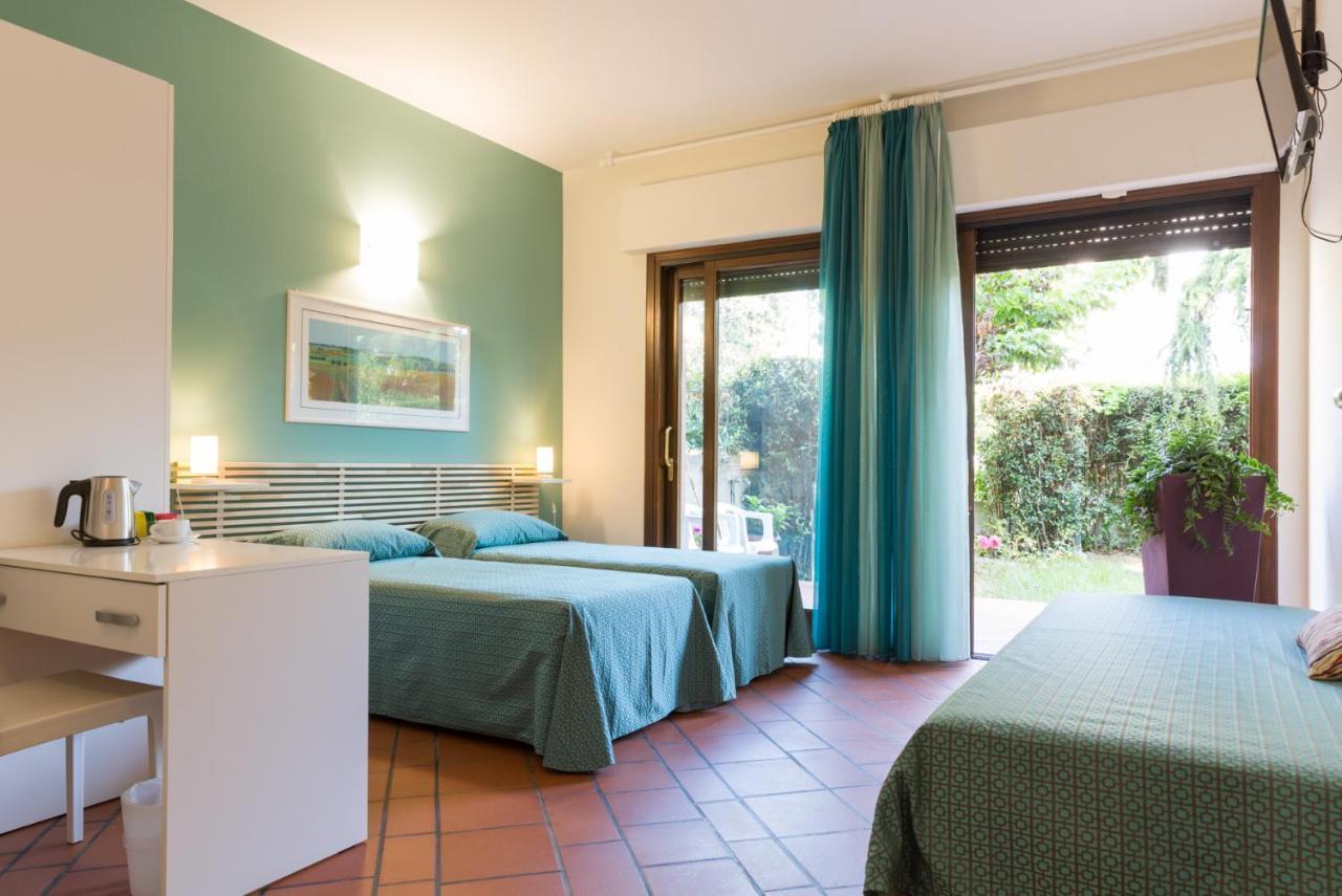 B&B La Quercia เปสการา ภายนอก รูปภาพ